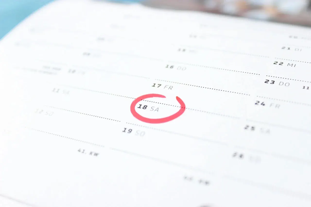 Your First 90 Days After Landing: A Family Checklist